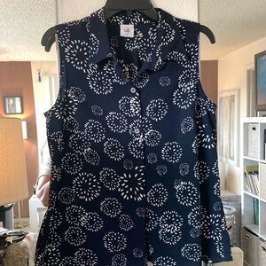 Cabi Blue Sleeveless Button Down Shirt w/ Collar